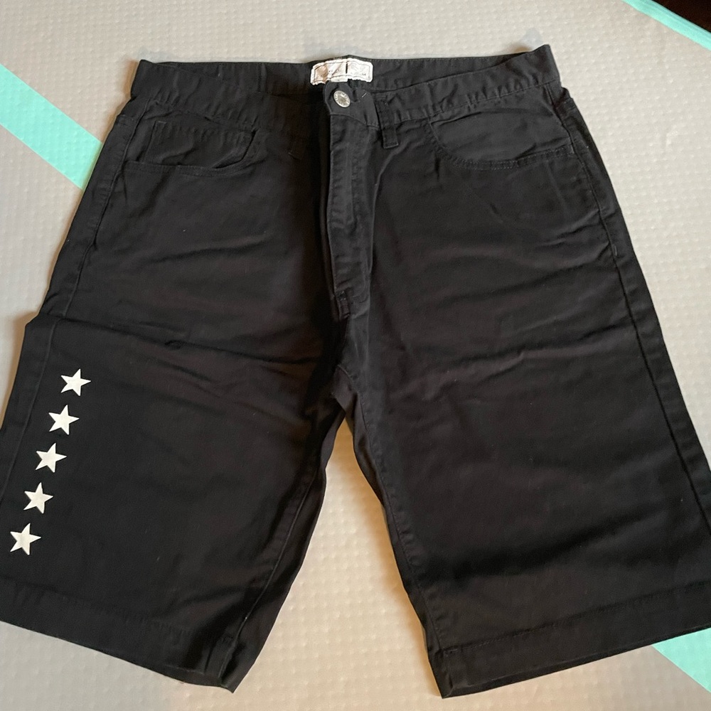 Chocoolate shorts 34 Large